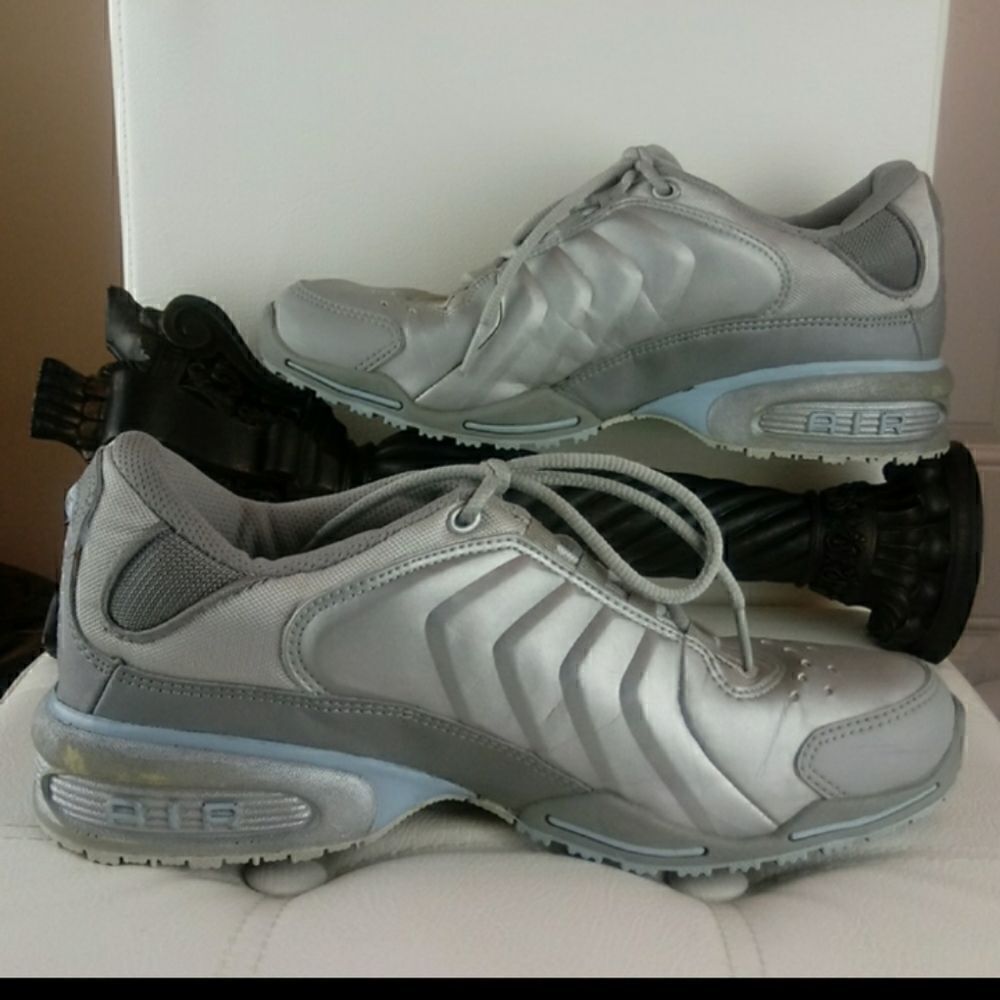 Nike Air Silver Cross training athletic shoes
